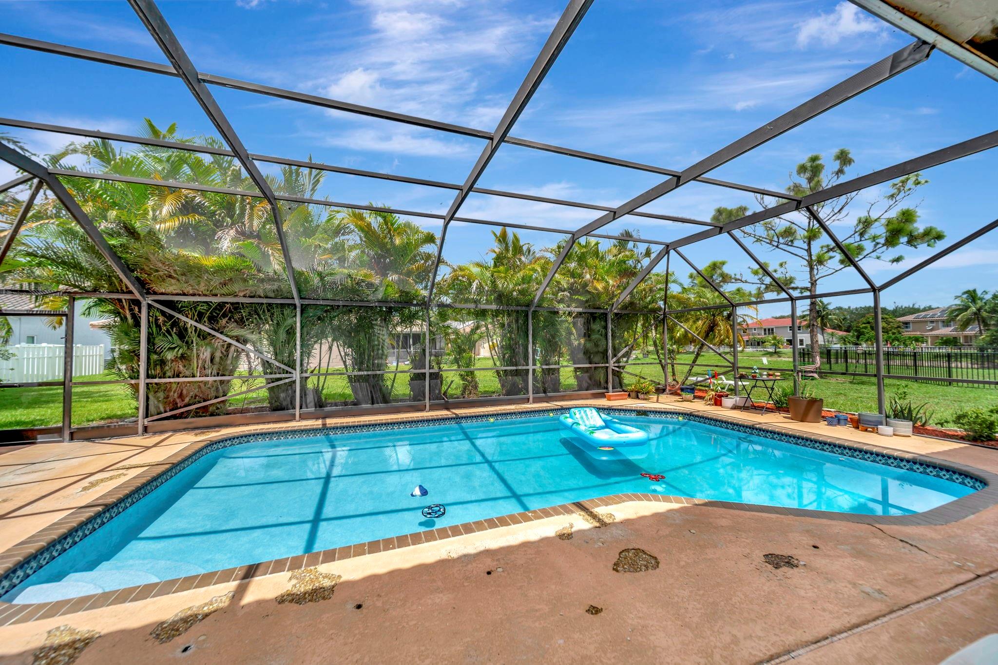 OAKBROOK/HIDDEN HAMMOCKS - Residential