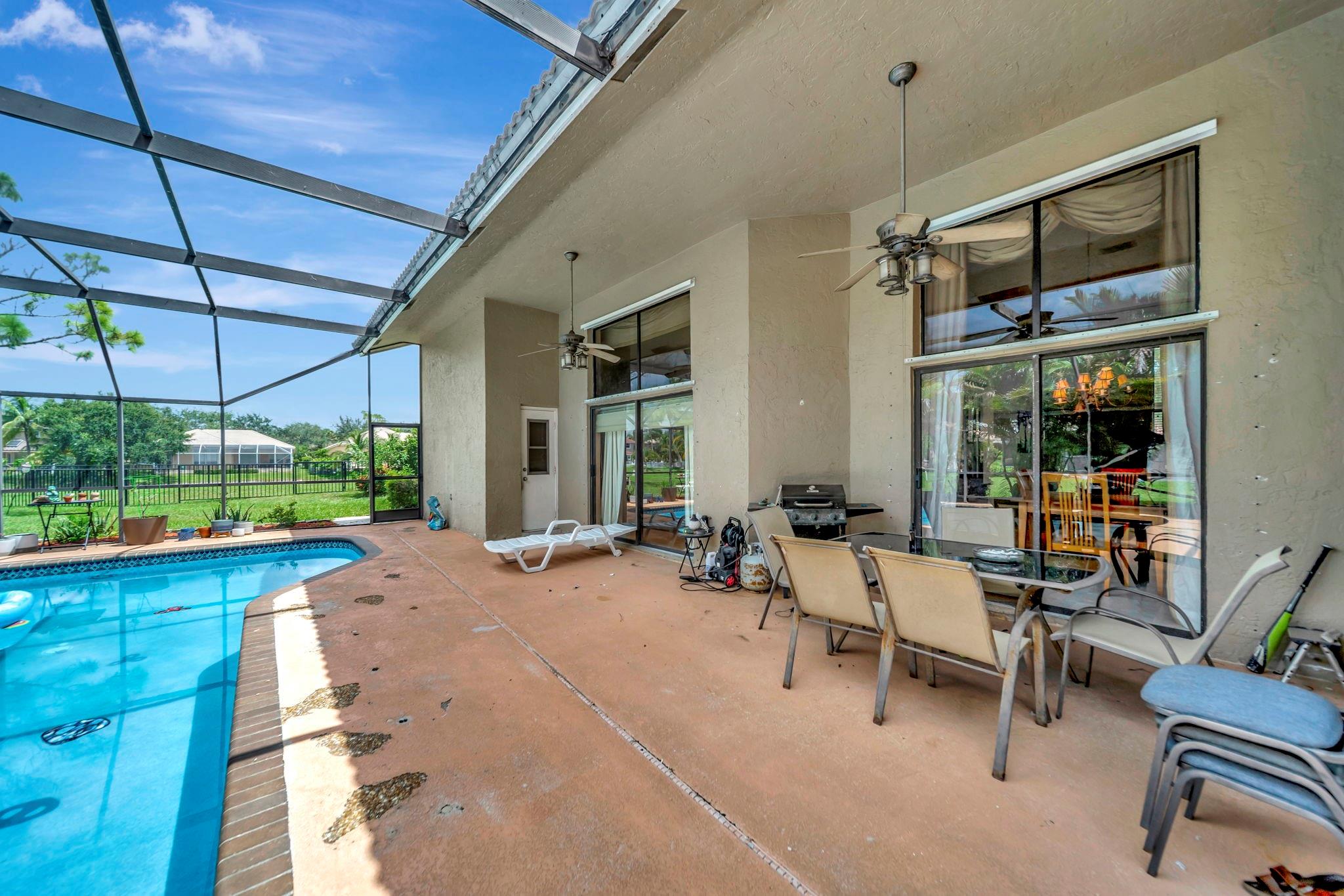 OAKBROOK/HIDDEN HAMMOCKS - Residential