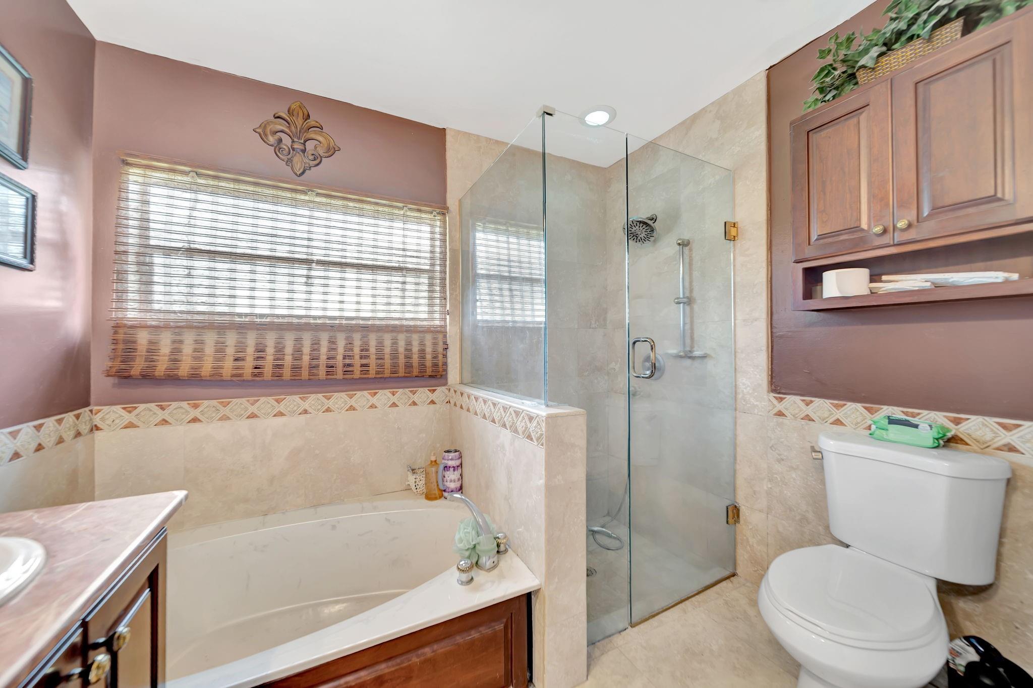 OAKBROOK/HIDDEN HAMMOCKS - Residential