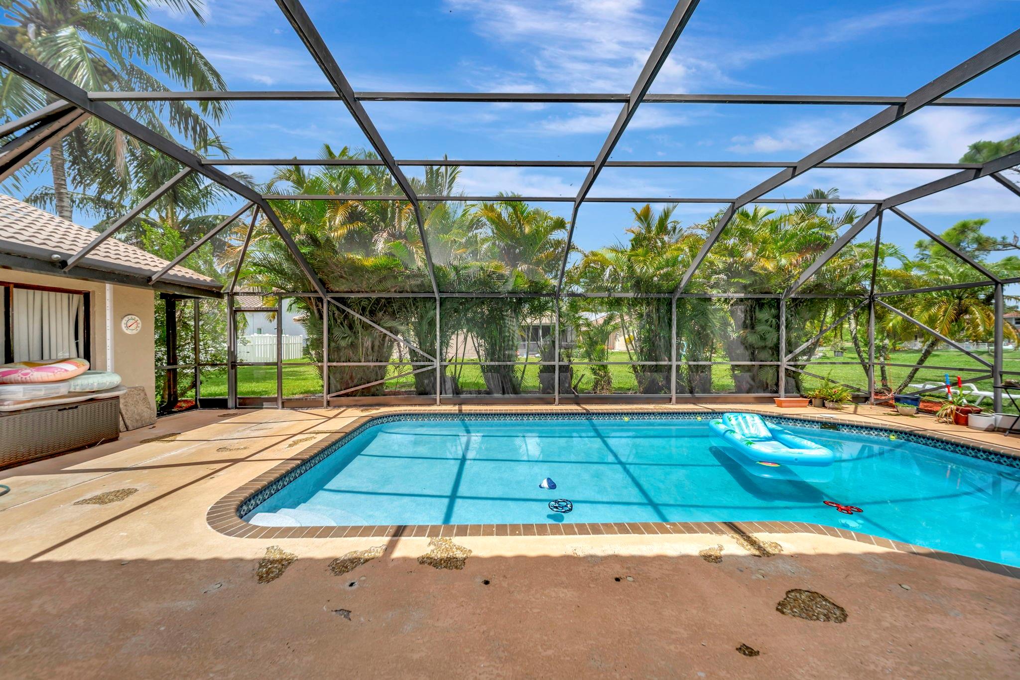 OAKBROOK/HIDDEN HAMMOCKS - Residential