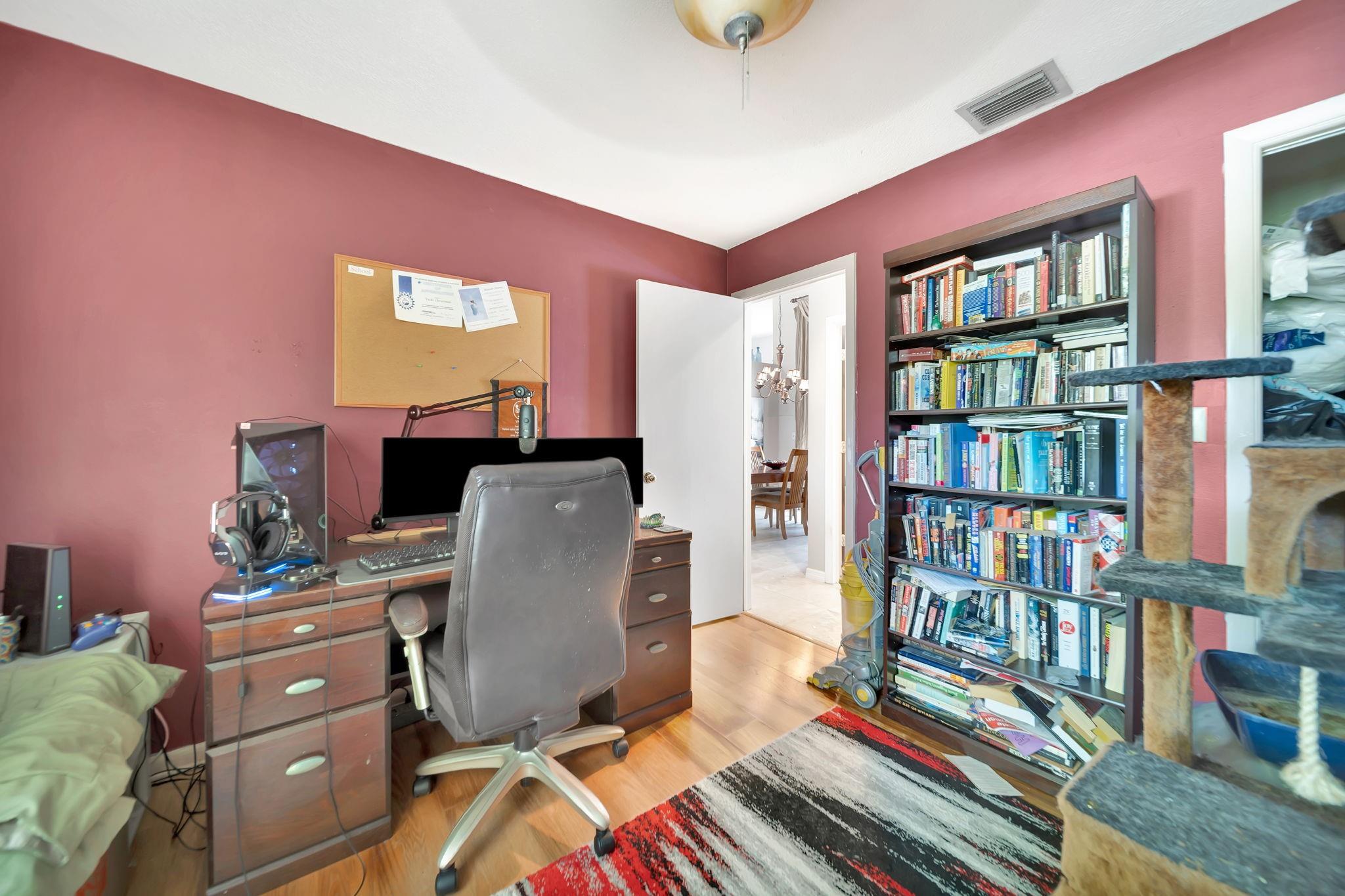 OAKBROOK/HIDDEN HAMMOCKS - Residential