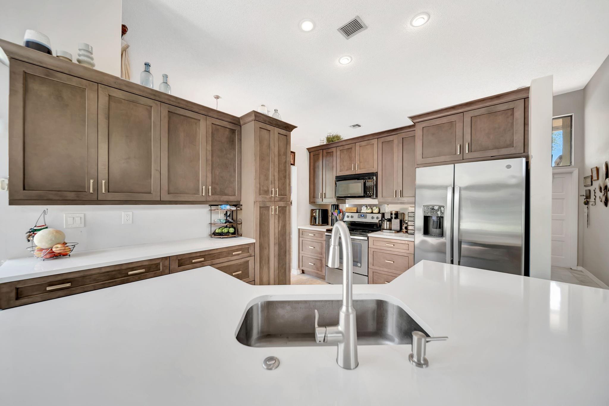 OAKBROOK/HIDDEN HAMMOCKS - Residential