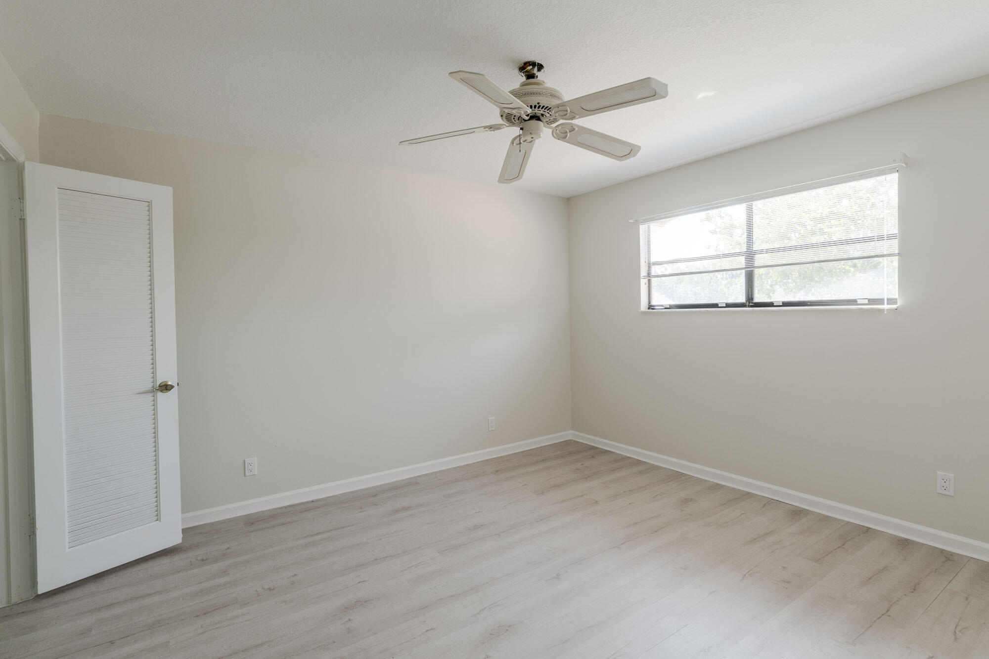 PGA RESORT COMMUNITY PL OF PRESTWICK CHASE UNIT 2 - Residential Lease