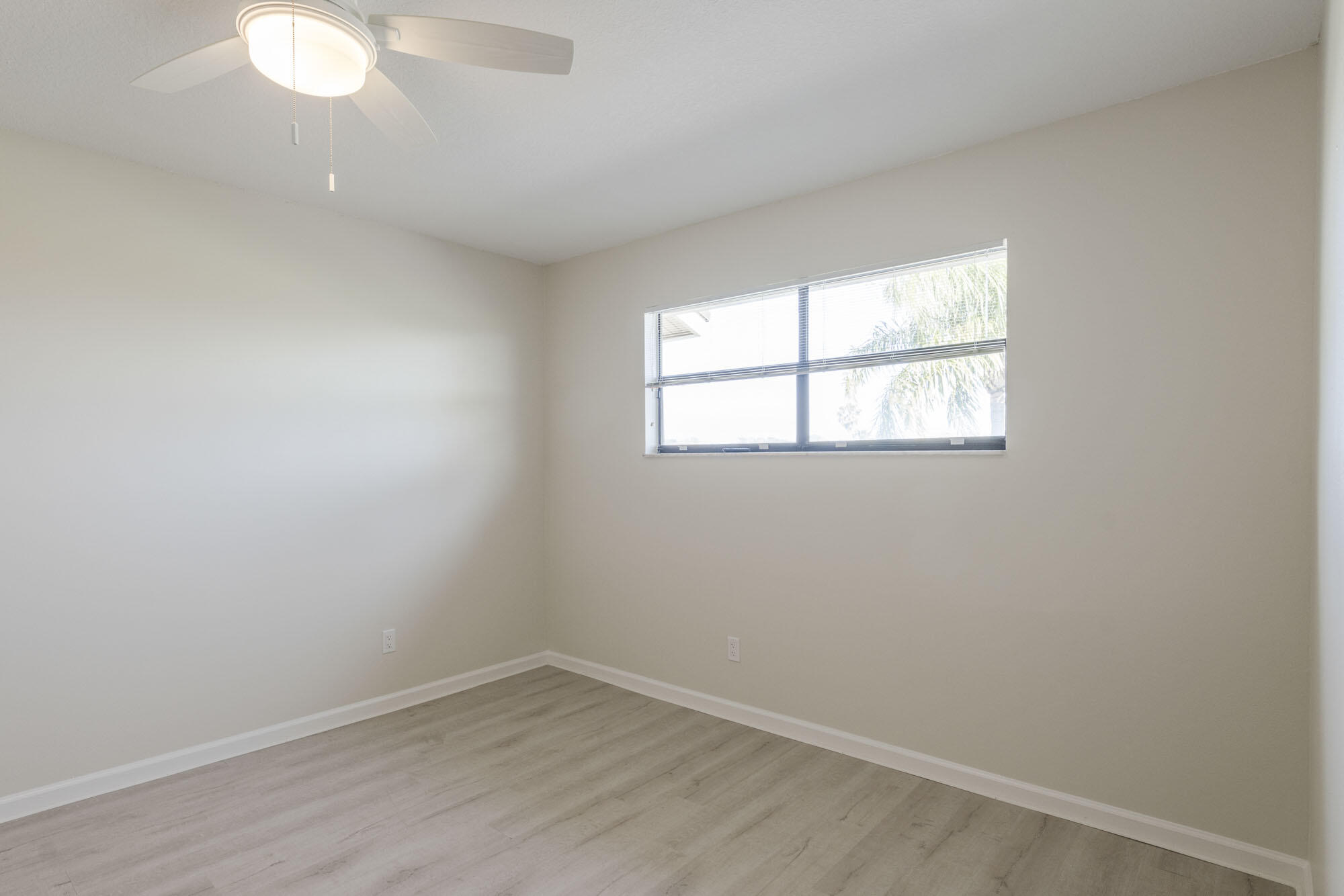 PGA RESORT COMMUNITY PL OF PRESTWICK CHASE UNIT 2 - Residential Lease