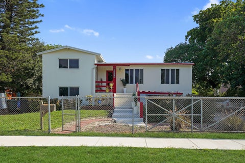 Tiny photo for 220 NW 42ND Street, Oakland Park, FL 33309 (MLS # B26083785)