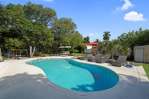 Tiny photo for 220 NW 42ND Street, Oakland Park, FL 33309 (MLS # B26083785)