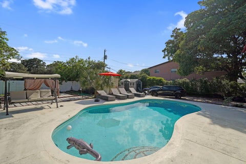 Tiny photo for 220 NW 42ND Street, Oakland Park, FL 33309 (MLS # B26083785)