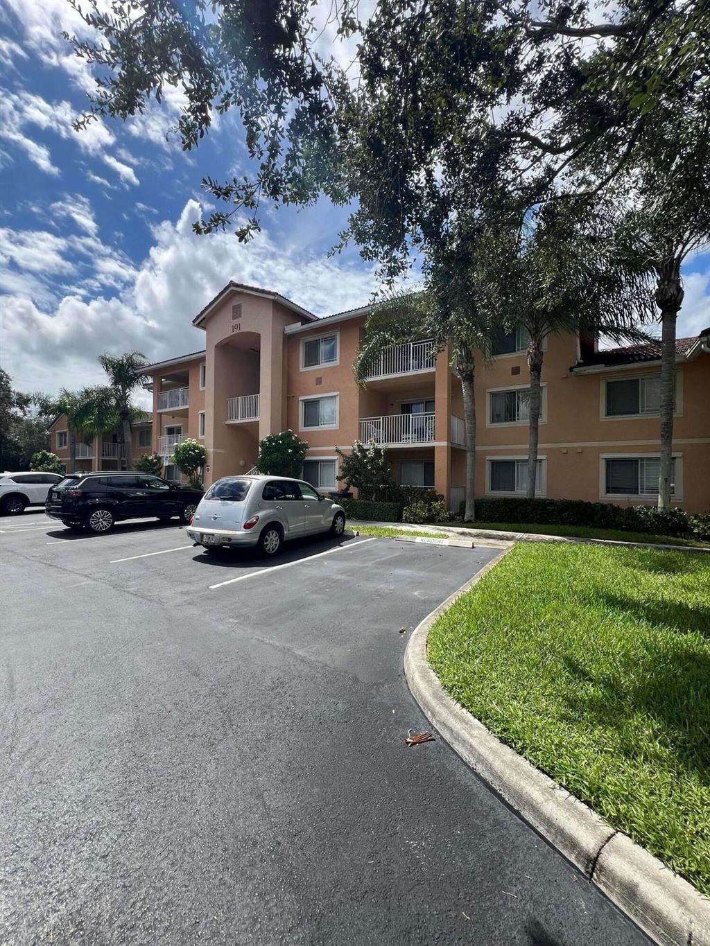 Photo of 191 SW Palm Drive #207, Port Saint Lucie, FL 34986 (MLS # R11031835)