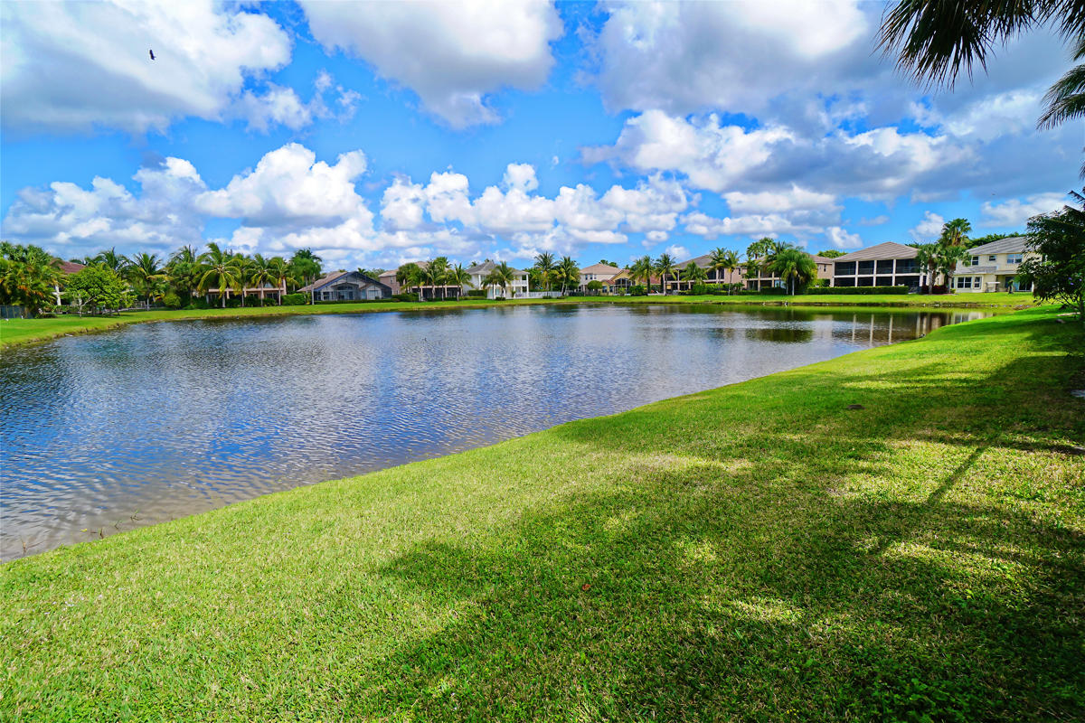 SATURNIA ISLES - Residential