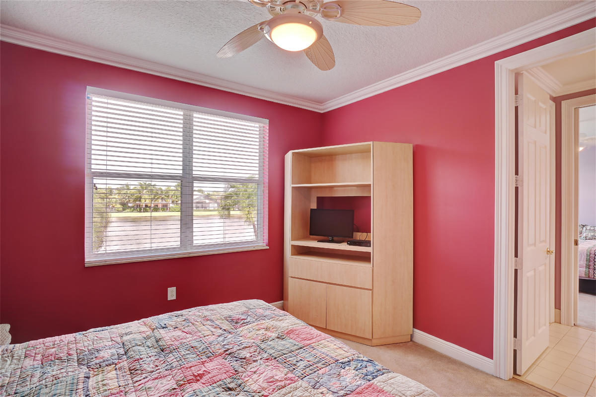 SATURNIA ISLES - Residential