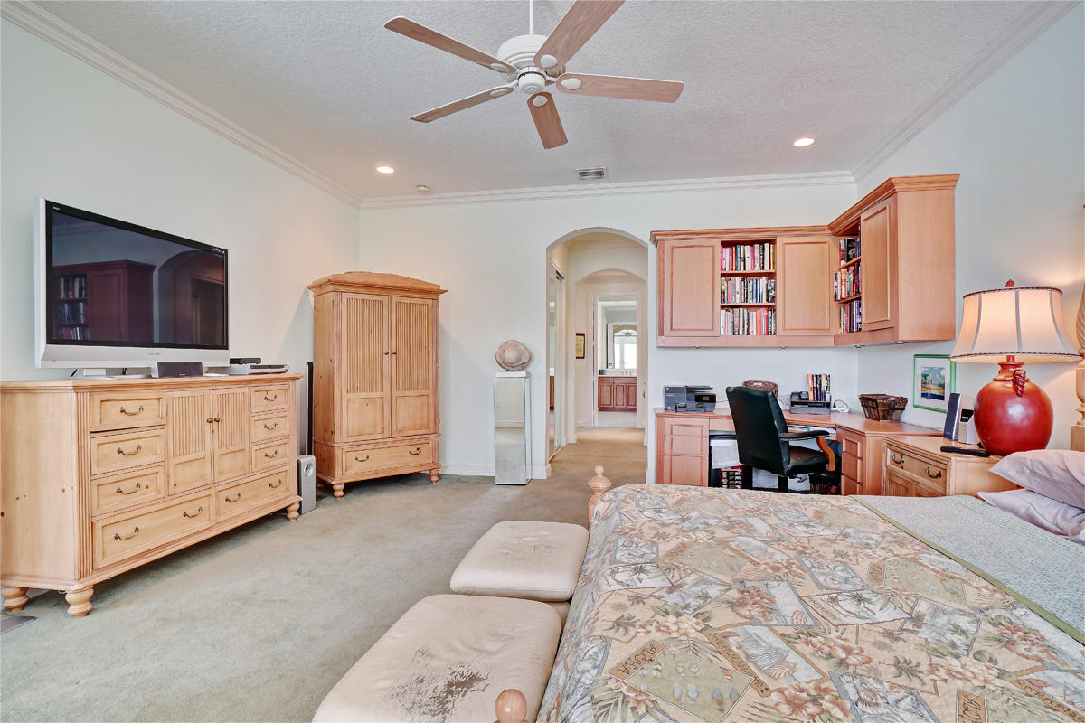 SATURNIA ISLES - Residential