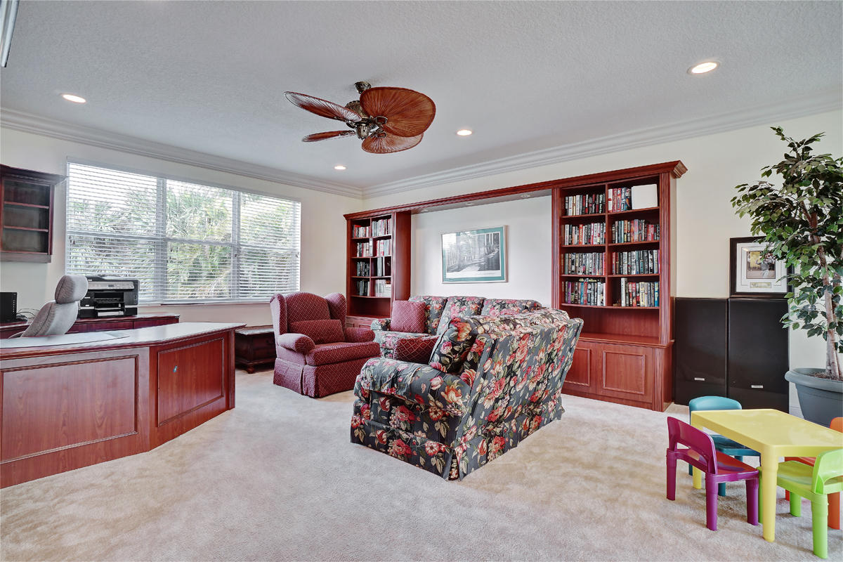 SATURNIA ISLES - Residential