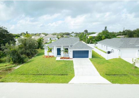 A home in Port St Lucie