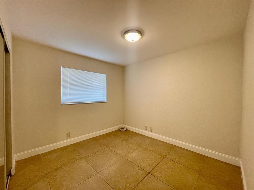 RESUB OF HIGHLAND ESTATES - Residential Lease