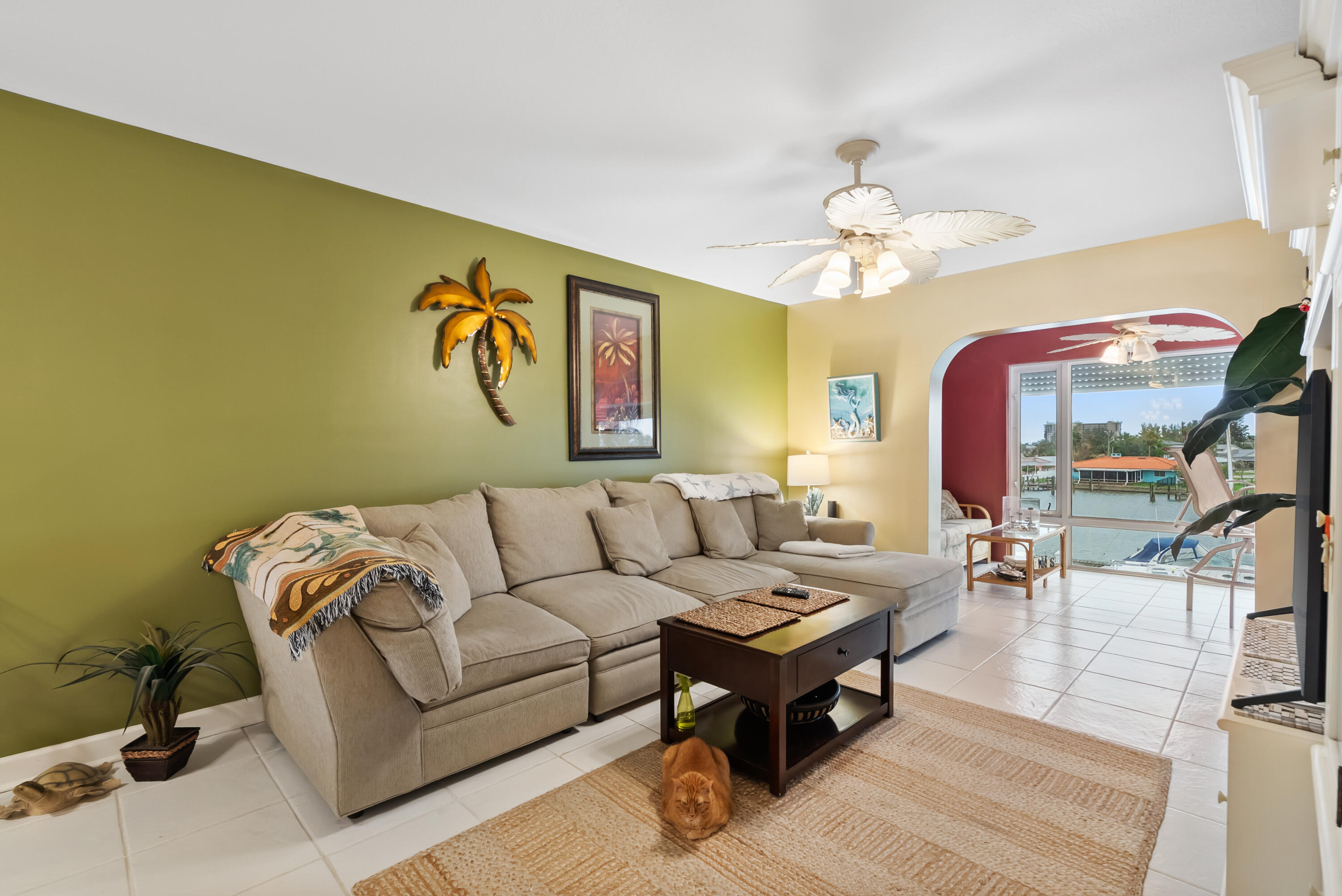 COLONNADES CONDOMINIUM NO 11 - Residential