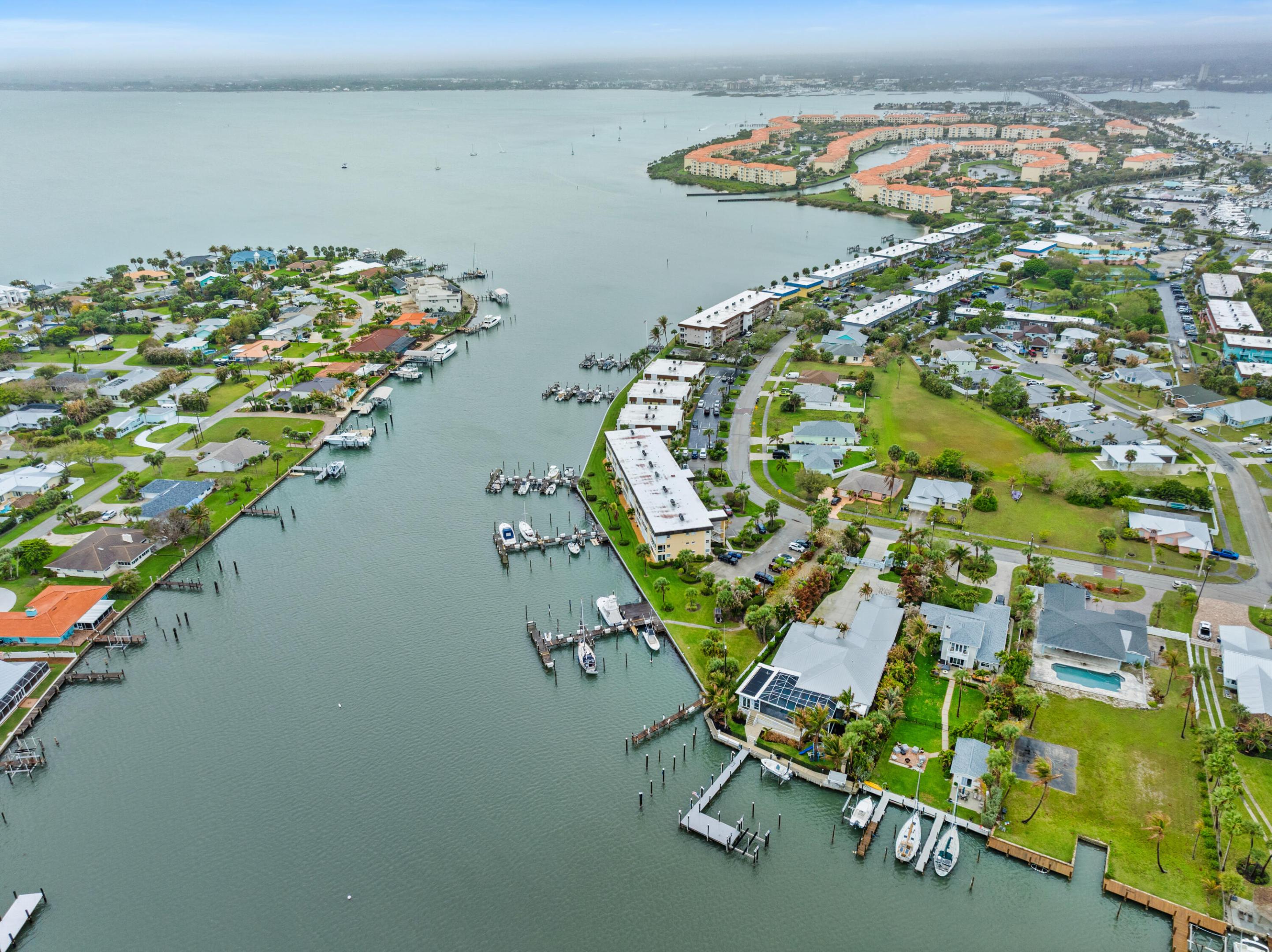 COLONNADES CONDOMINIUM NO 11 - Residential