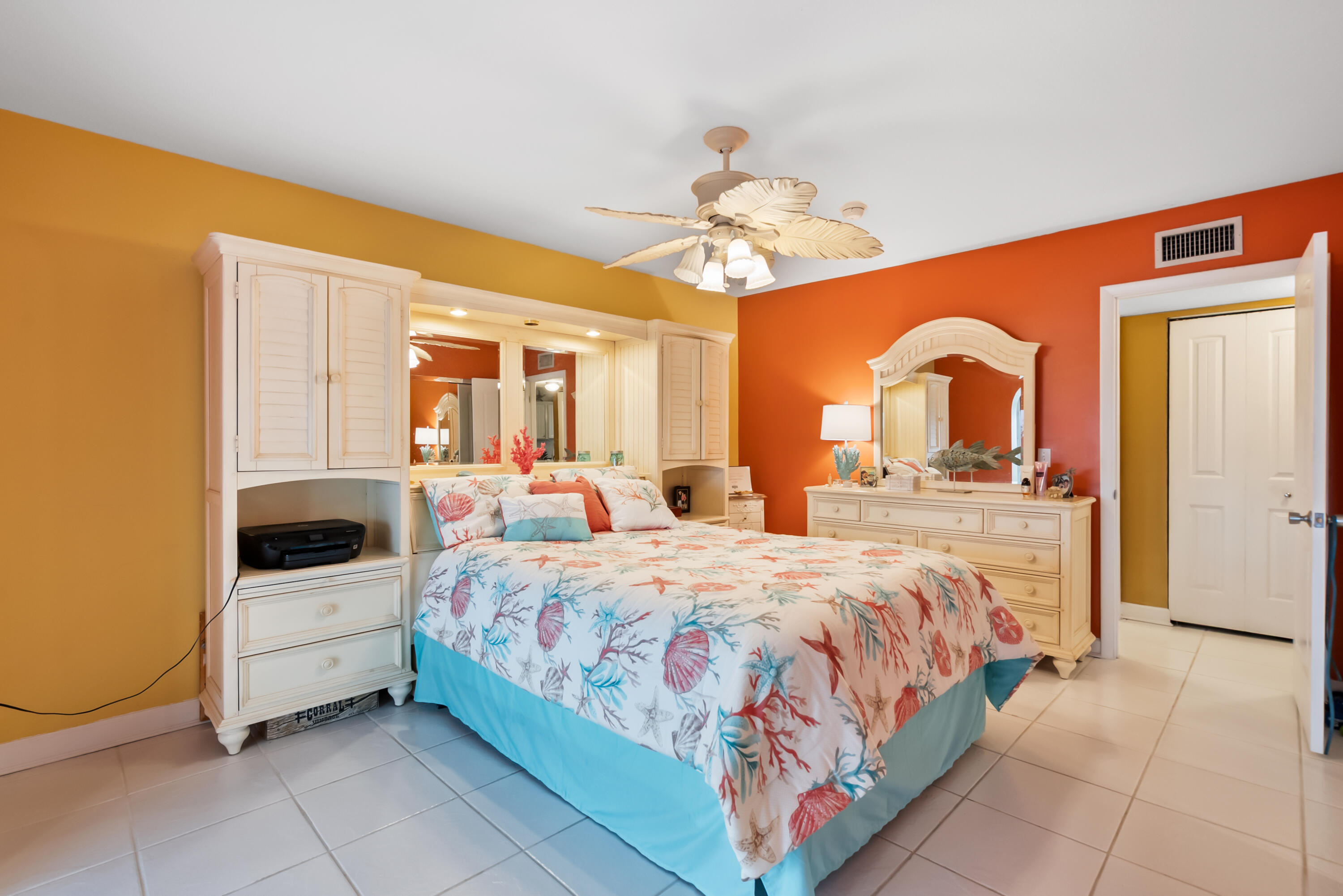 COLONNADES CONDOMINIUM NO 11 - Residential