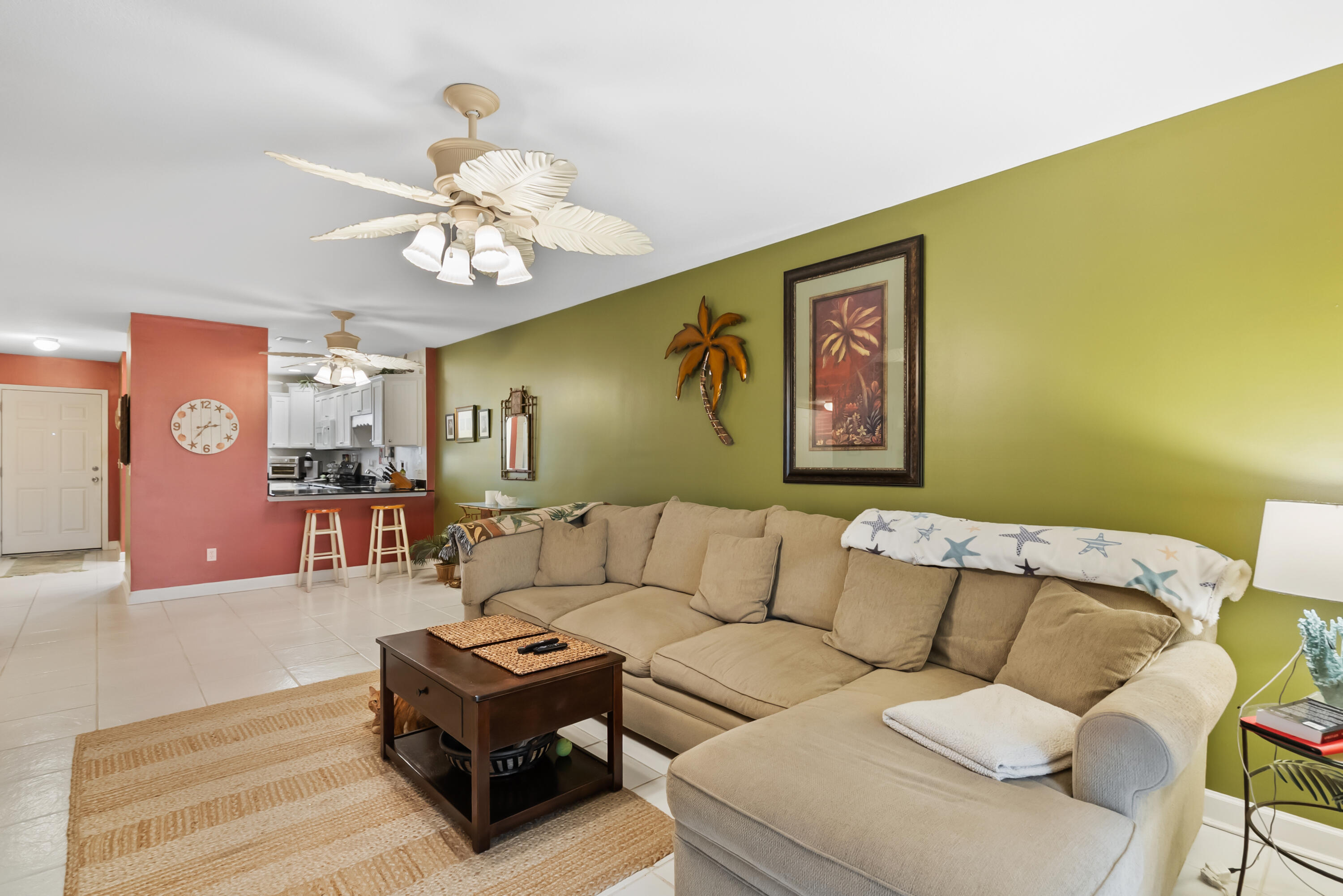 COLONNADES CONDOMINIUM NO 11 - Residential