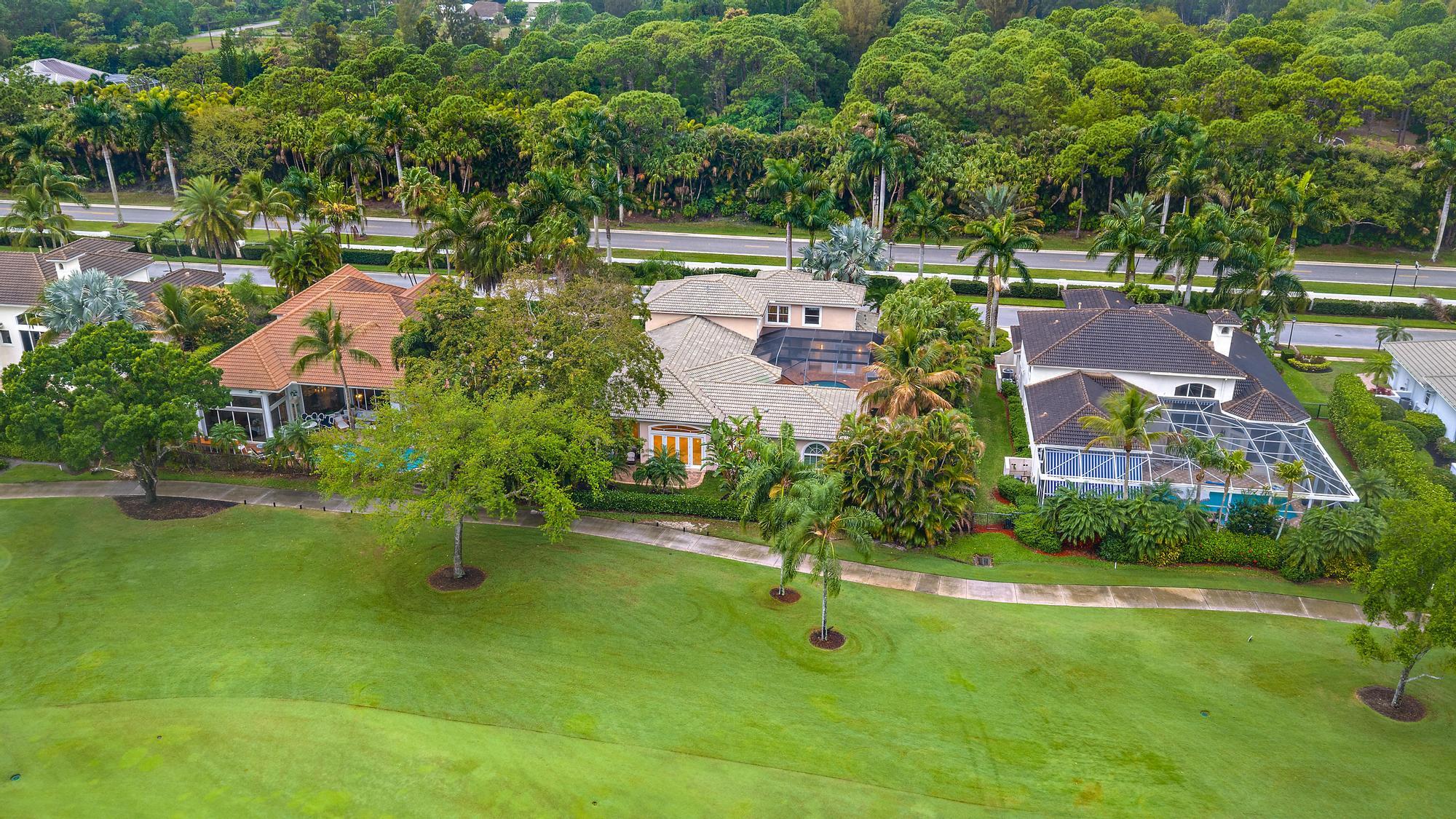 IBIS GOLF AND COUNTRY CLUB 2 - Residential