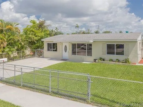 2705 Sherman St, Hollywood, FL 33020 - MLS#: F10488961