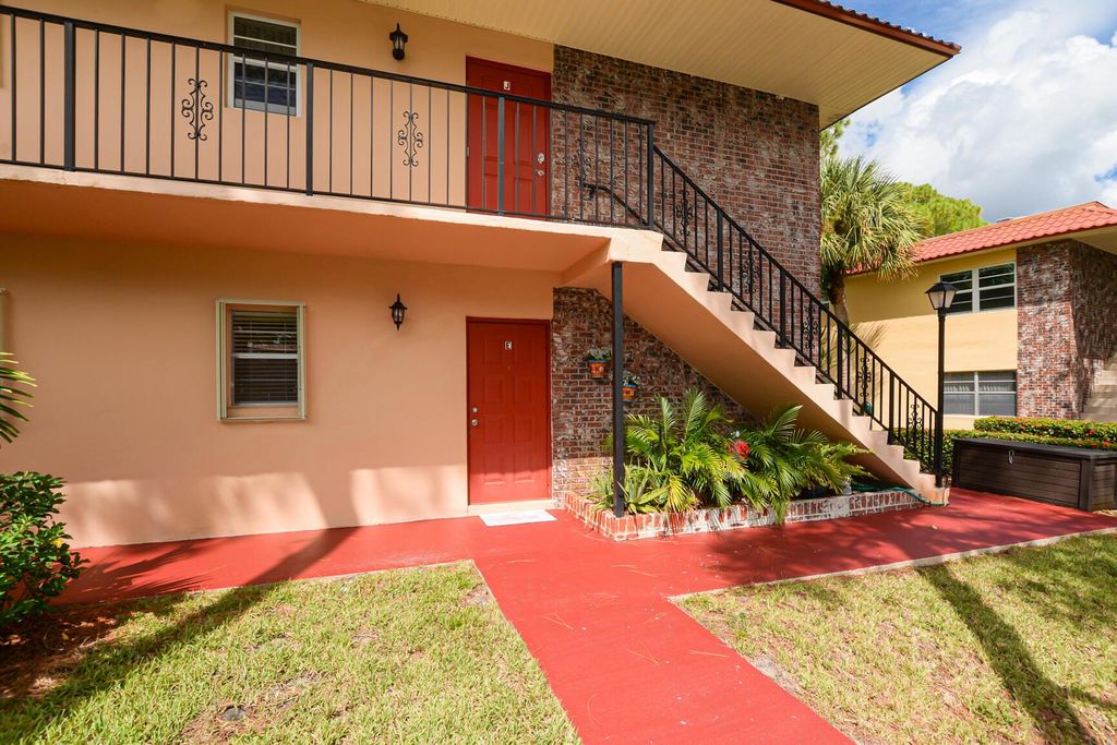 Photo of 1987 SW Palm City Road #45-E, Stuart, FL 34994 (MLS # R10915681)