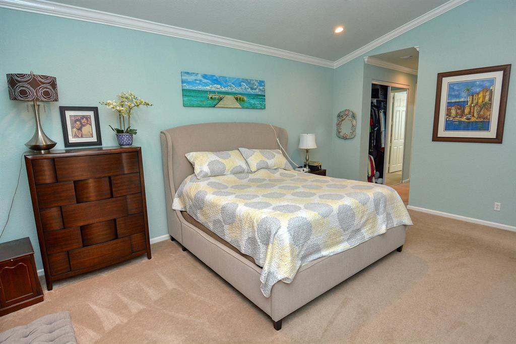 MARTINS CROSSING - Residential