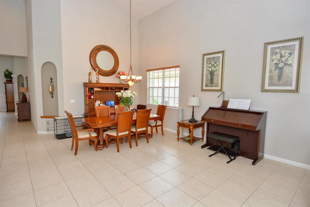 MARTINS CROSSING - Residential