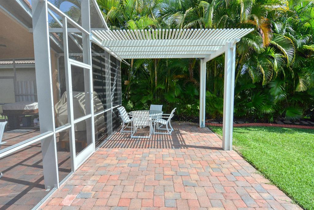 MARTINS CROSSING - Residential