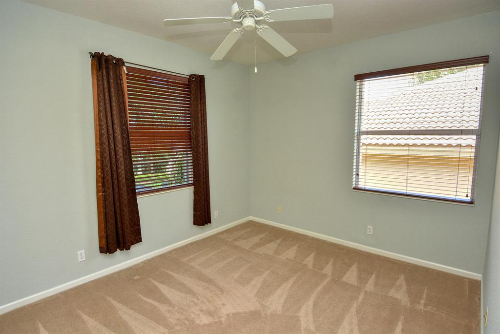 MARTINS CROSSING - Residential