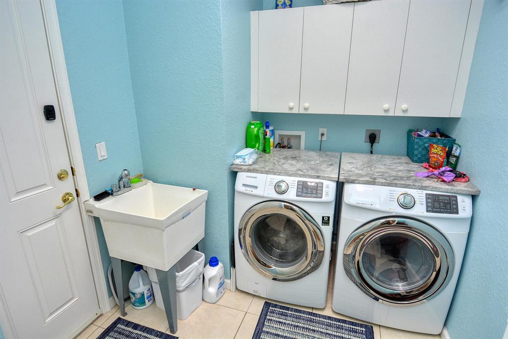 MARTINS CROSSING - Residential