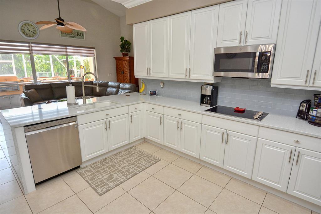 MARTINS CROSSING - Residential