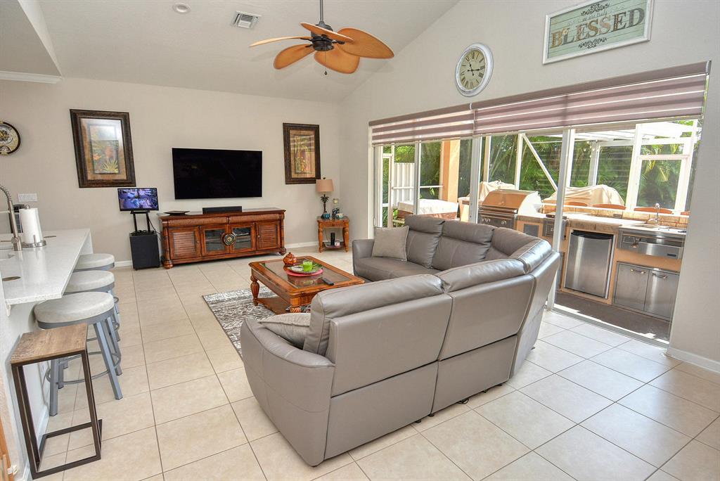 MARTINS CROSSING - Residential