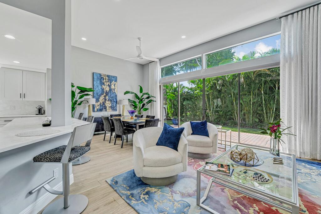 VILLA FLORA AT BOCA POINT - Residential