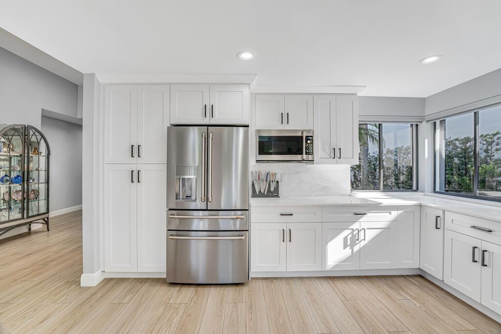 VILLA FLORA AT BOCA POINT - Residential