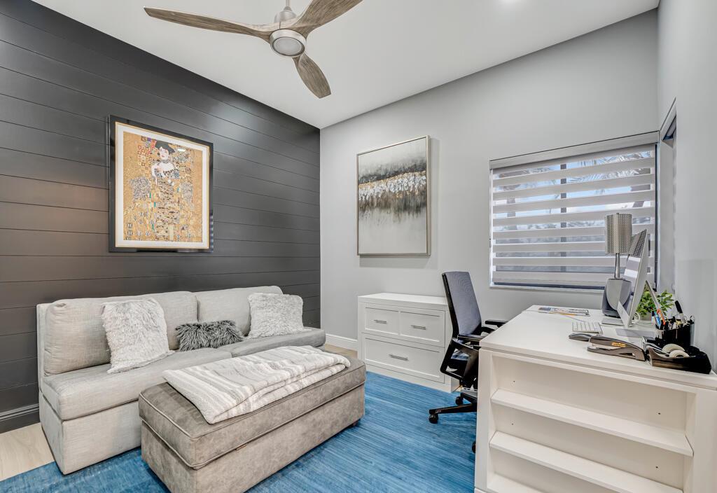 VILLA FLORA AT BOCA POINT - Residential