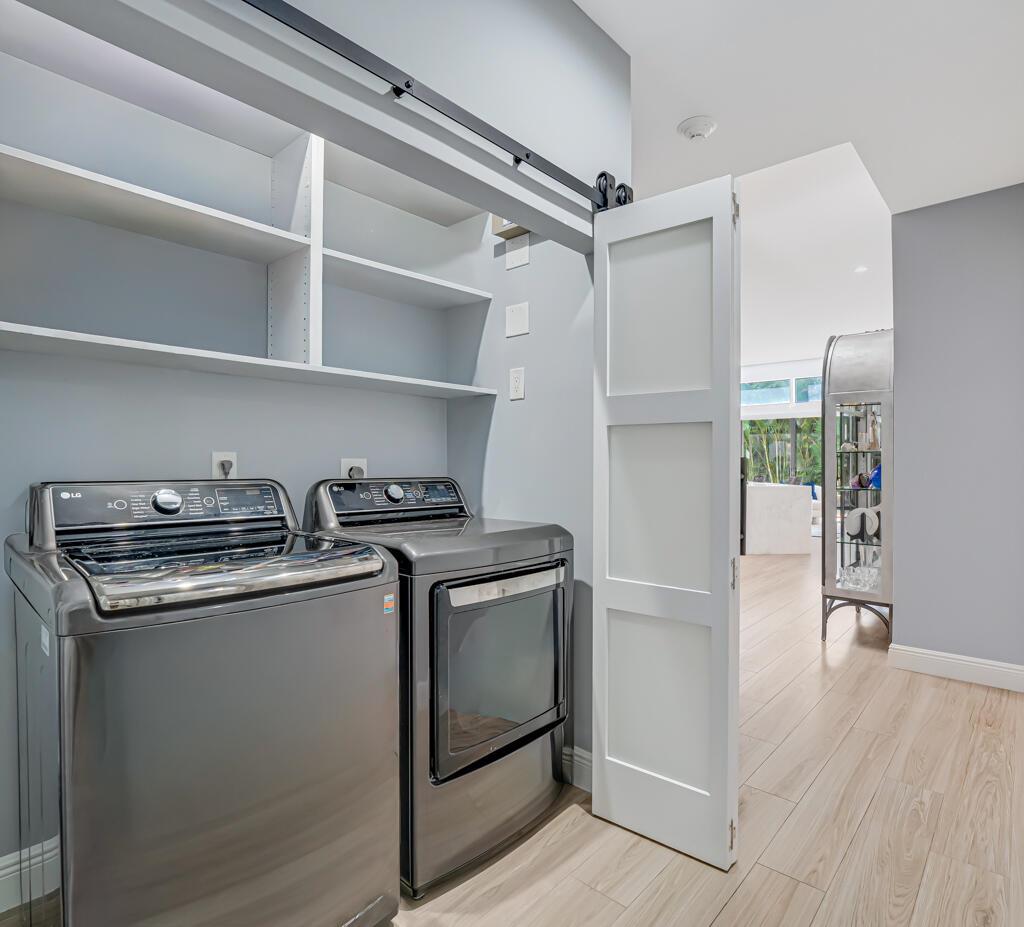 VILLA FLORA AT BOCA POINT - Residential