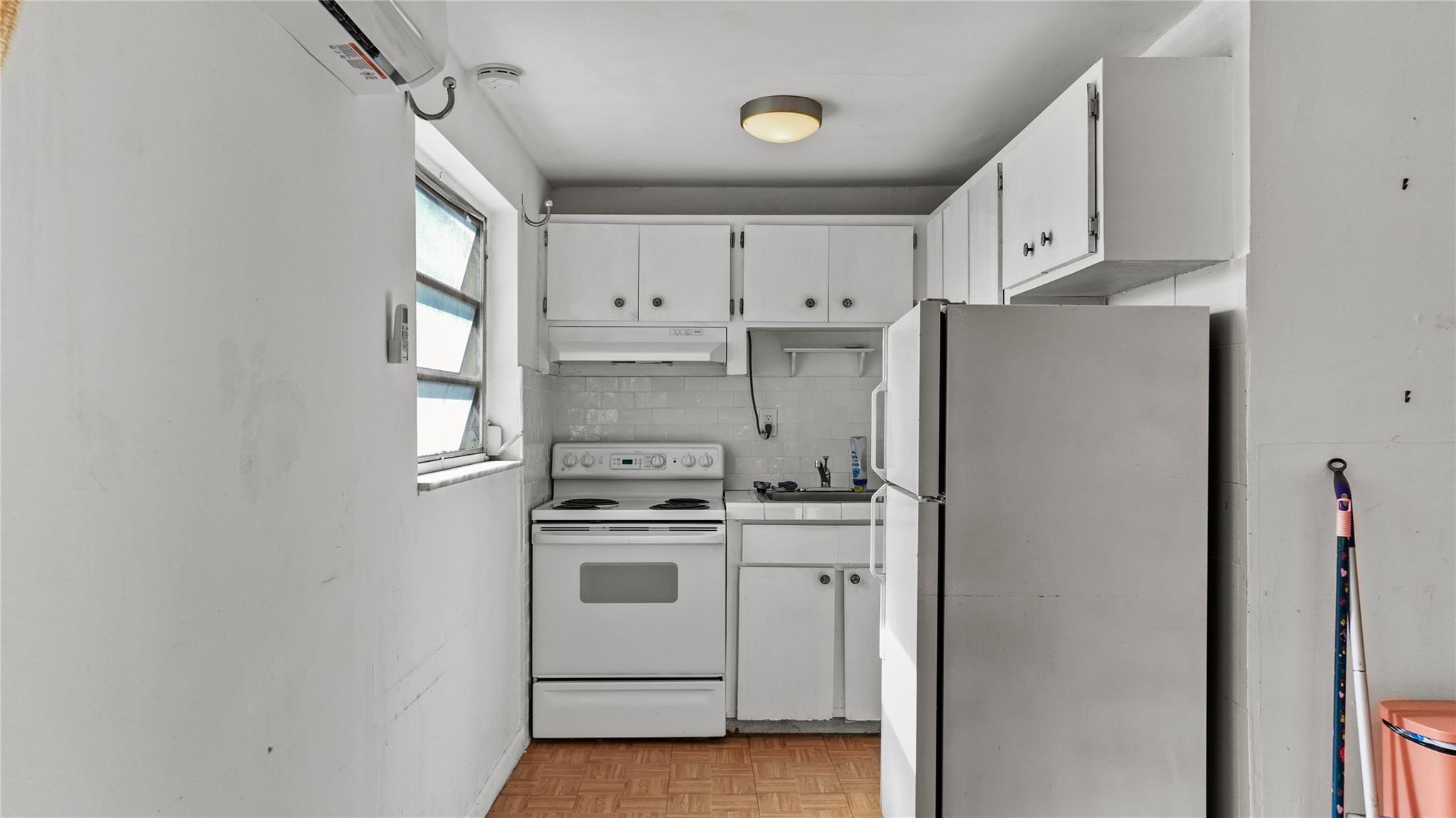 GRAPELAND HGTS 2ND SEC - Residential