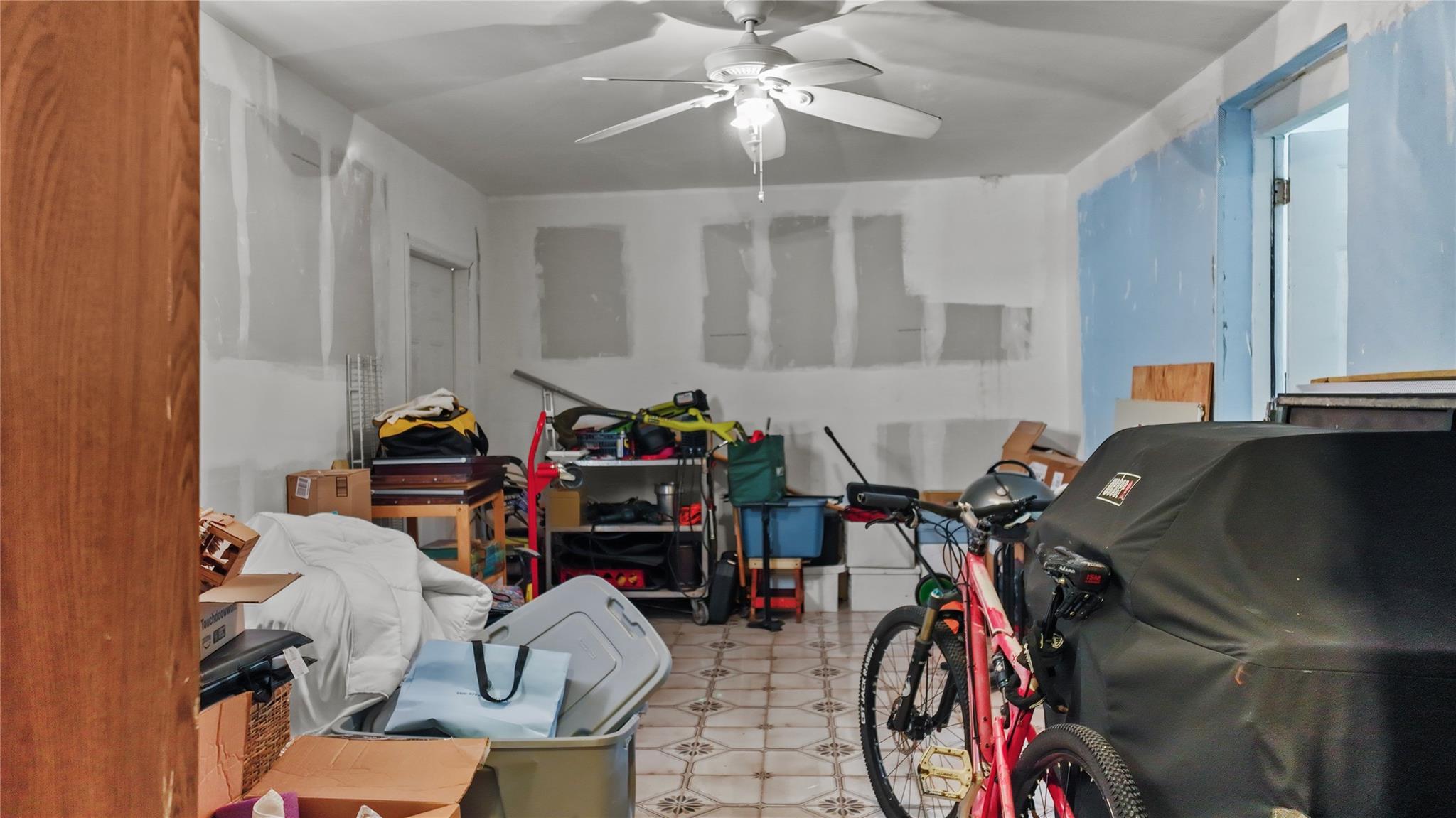 GRAPELAND HGTS 2ND SEC - Residential