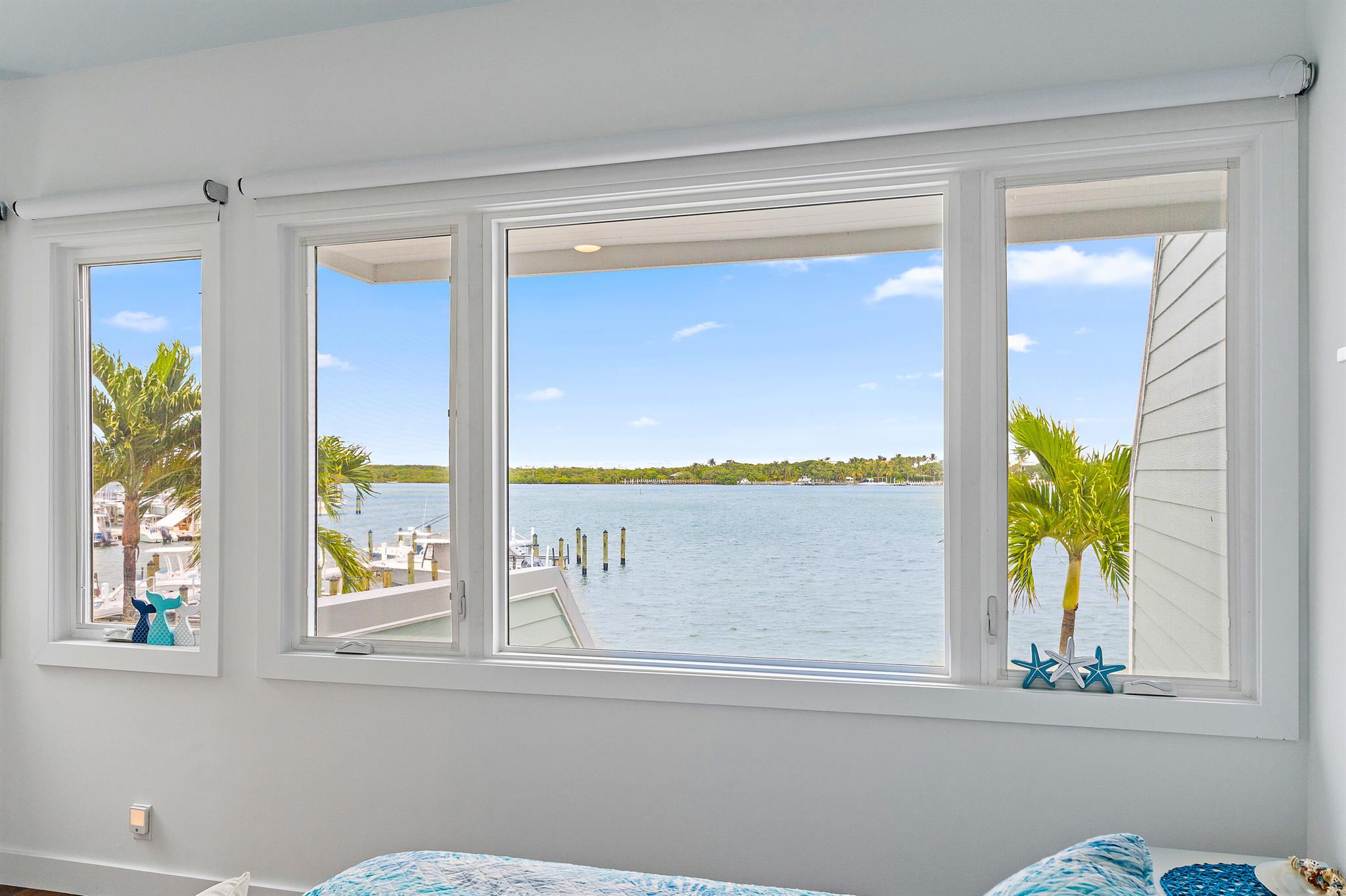 SCRIMSHAW ON THE BAY - Residential