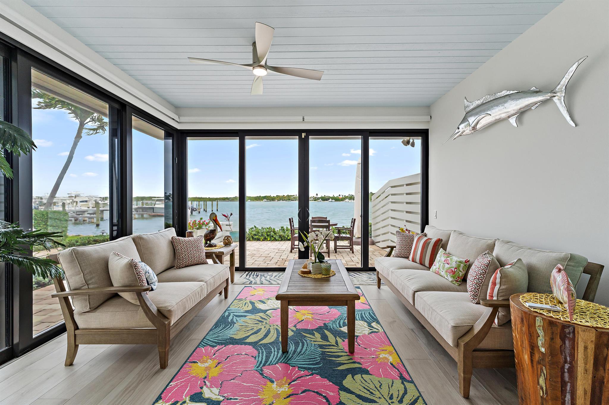 SCRIMSHAW ON THE BAY - Residential