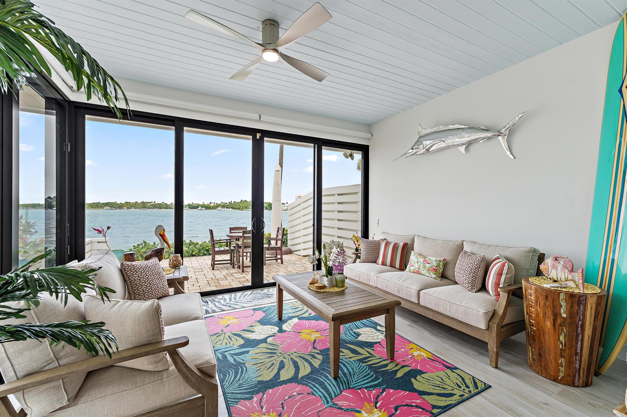 SCRIMSHAW ON THE BAY - Residential