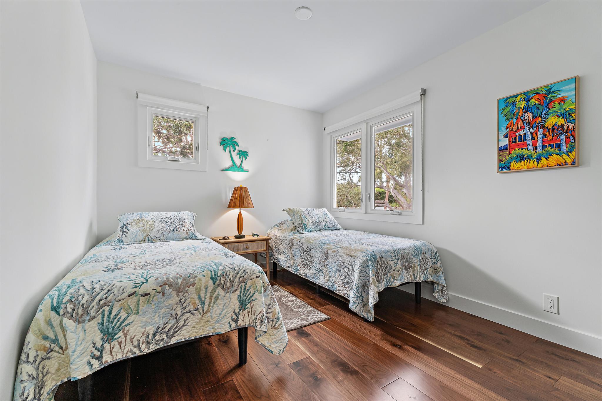 SCRIMSHAW ON THE BAY - Residential