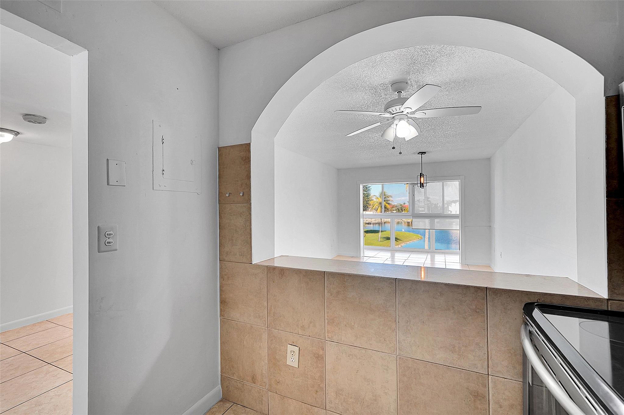 Sunrise Lakes 14 Condo - Residential