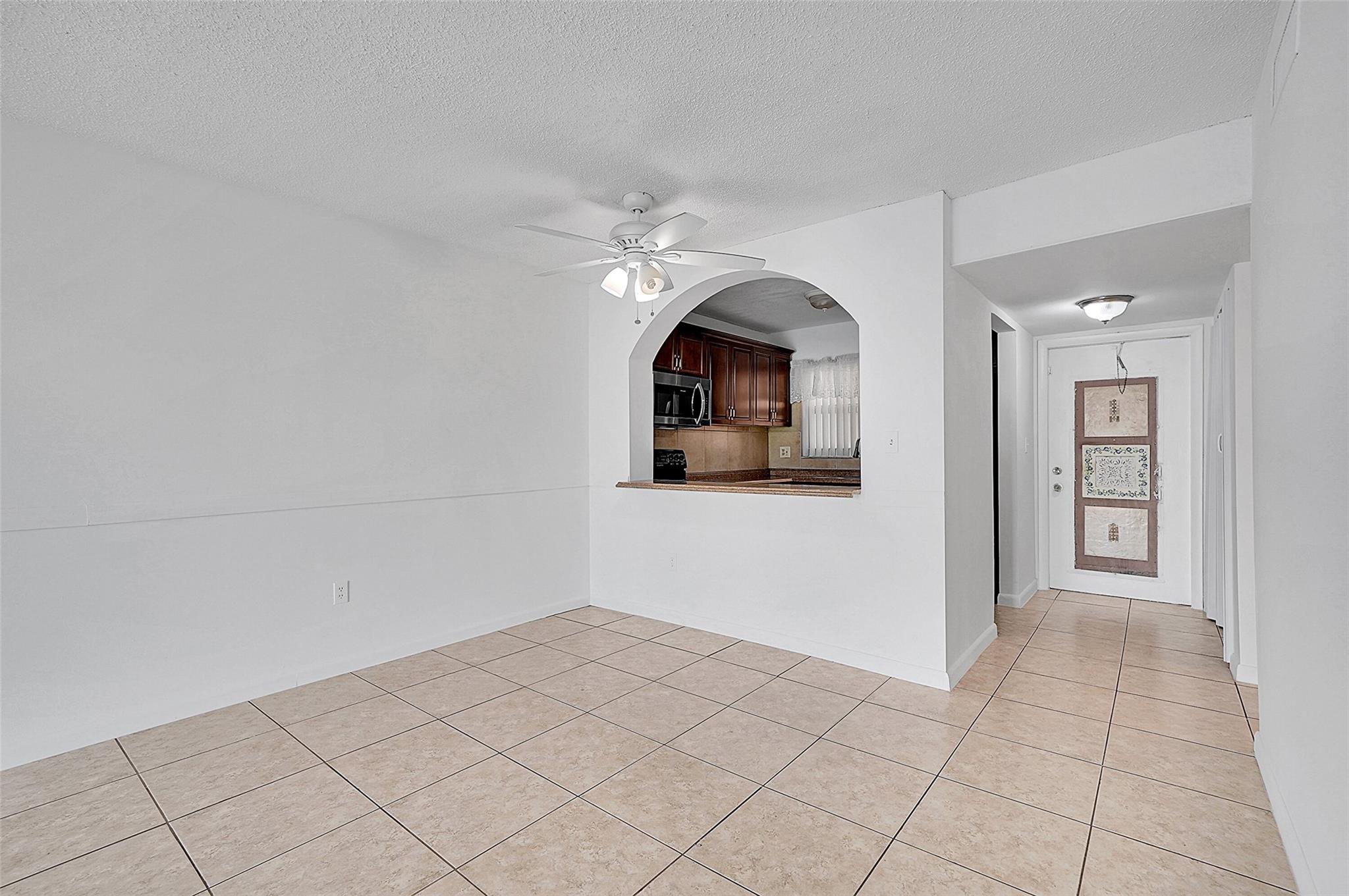 Sunrise Lakes 14 Condo - Residential