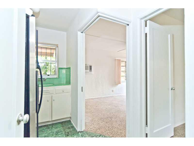 Hollywood 1-21 B - Residential Lease