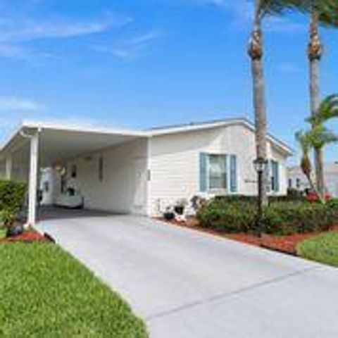 A home in Port Saint Lucie