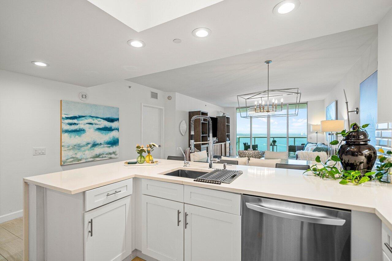 MARINA GRANDE RIVIERA BEACH CONDO - Residential Lease