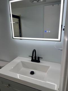 SOUTHAMPTON CONDO - Residential