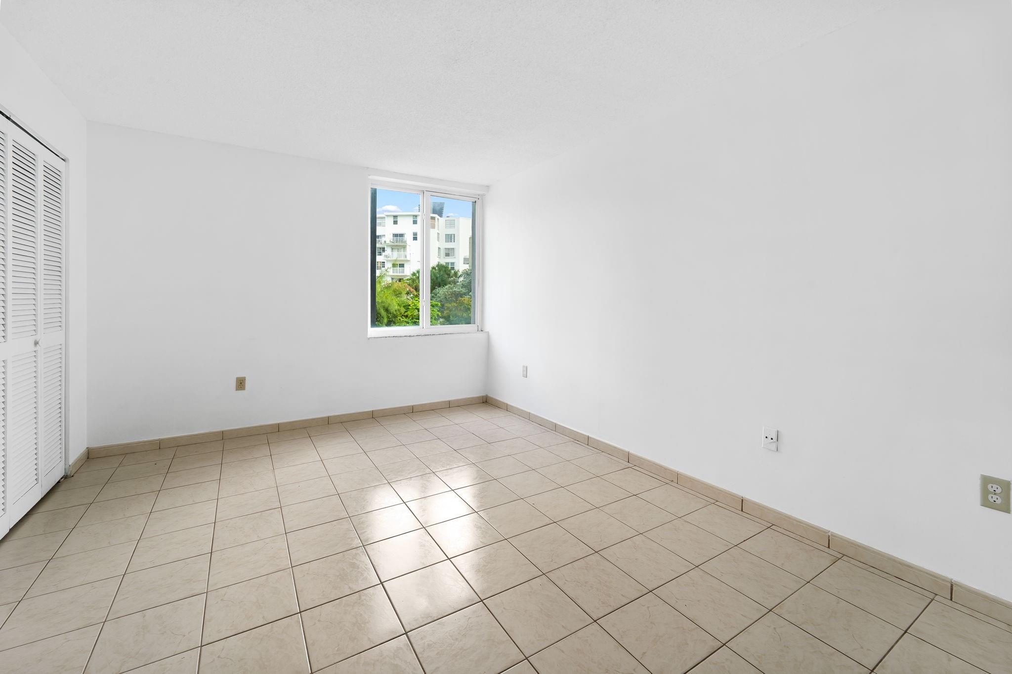 Caribbean Breeze Condo - Residential Lease