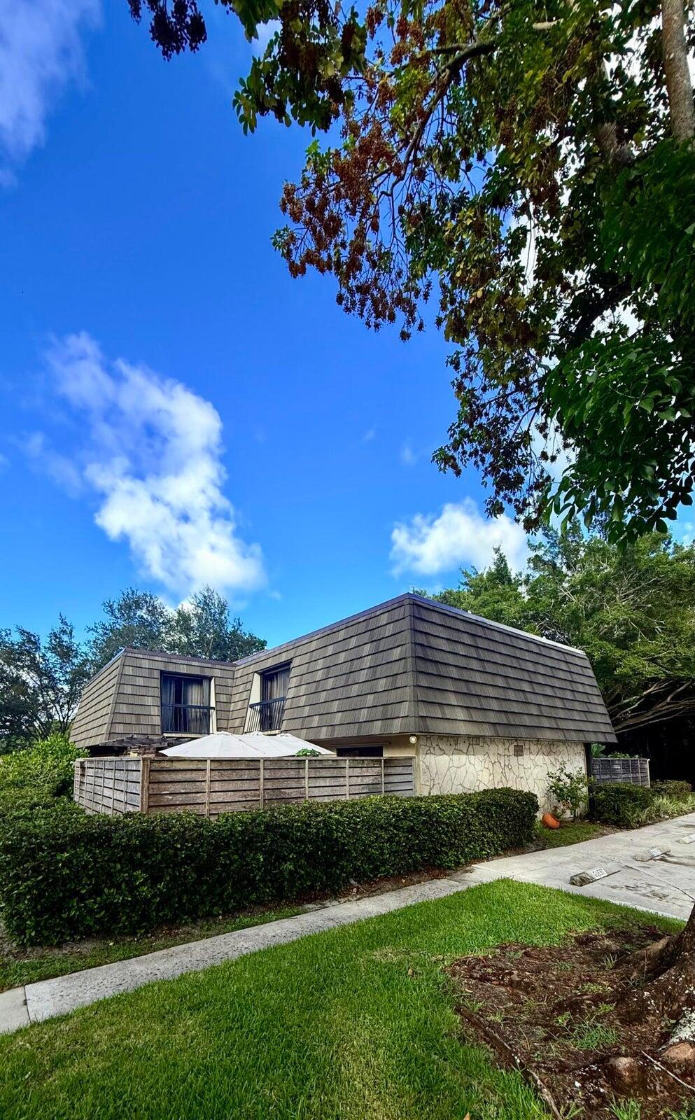 903 9TH Terrace